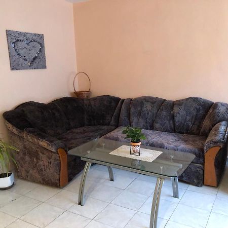 Spacious Beautiful Apartment - Prime Location Varna Eksteriør billede
