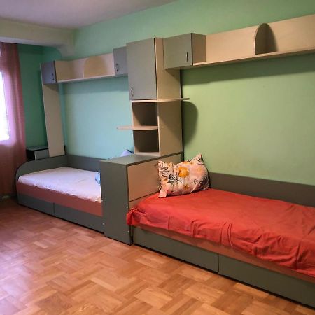 Spacious Beautiful Apartment - Prime Location Varna Eksteriør billede