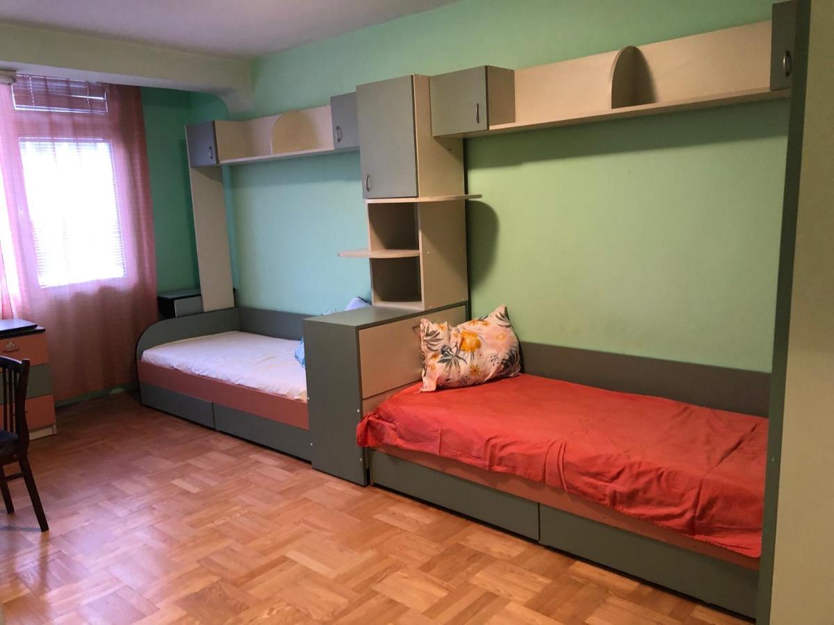 Spacious Beautiful Apartment - Prime Location Varna Eksteriør billede
